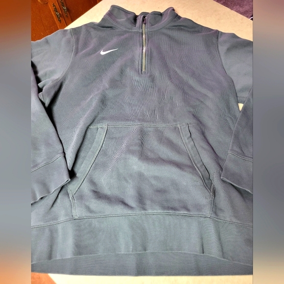 Nike Other - 🛒🛍️💥Gently used men's large Nike quarter zip pull over dark Grey white logo